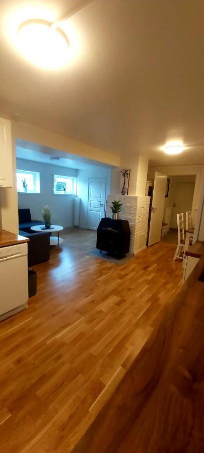 Aurora Rooms In Shared Apartment Nr1 We Are Doing Privet Northen Light Trip, Reindeer Trip And Sommaroy Fjord Trip トロムソ エクステリア 写真