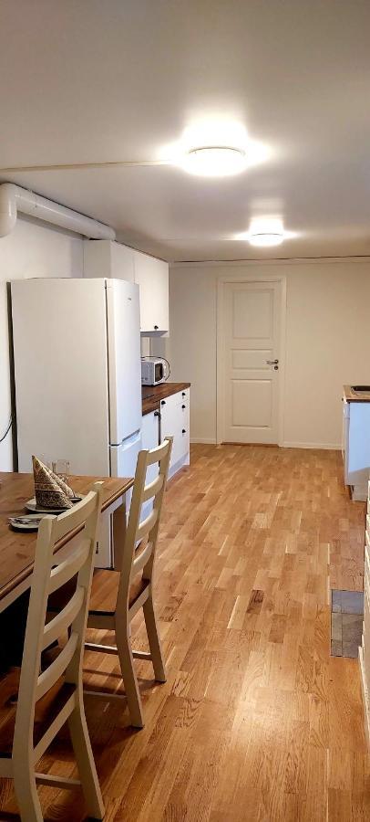 Aurora Rooms In Shared Apartment Nr1 We Are Doing Privet Northen Light Trip, Reindeer Trip And Sommaroy Fjord Trip トロムソ エクステリア 写真