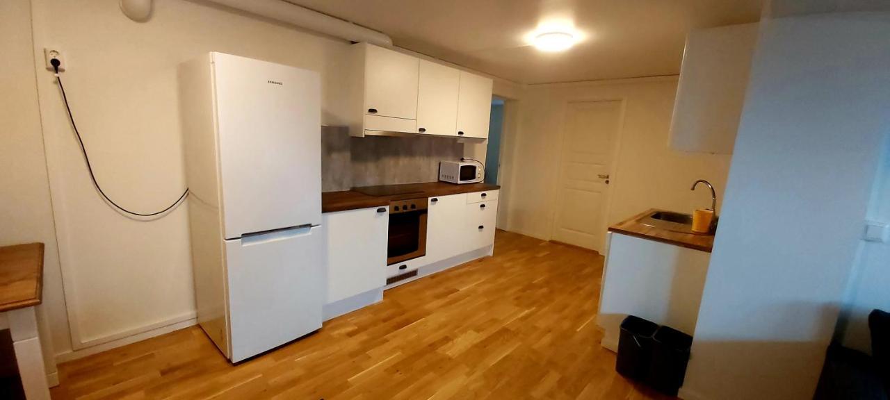 Aurora Rooms In Shared Apartment Nr1 We Are Doing Privet Northen Light Trip, Reindeer Trip And Sommaroy Fjord Trip トロムソ エクステリア 写真